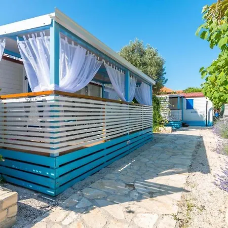 Дом отдыха Mobile Homes Tina Ii Пакоштане