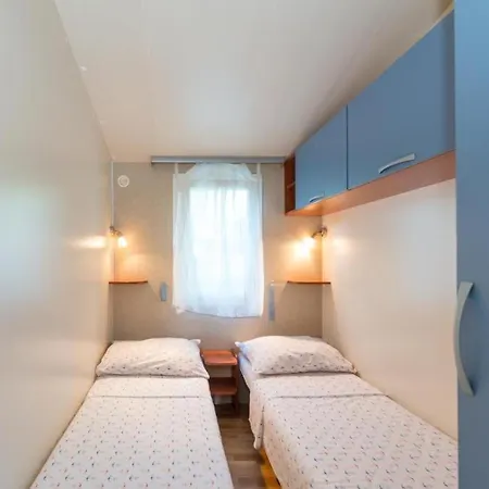 Mobile Homes Tina Ii * Pakostane