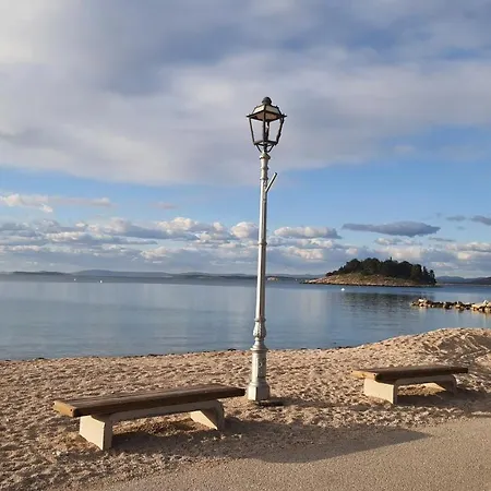 Mobile Homes Tina Ii Сasa de vacaciones Pakoštane