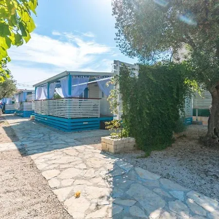 Сasa de vacaciones Mobile Homes Tina Ii *